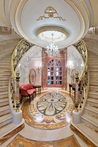 Oval Marble Mosaic on Foyer